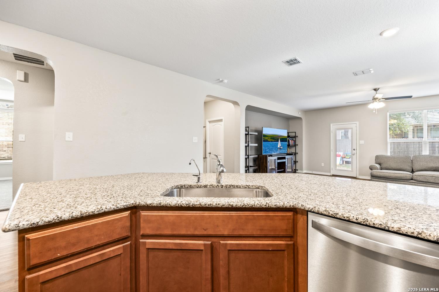 11127 Red Oak Turn Helotes TX 78023