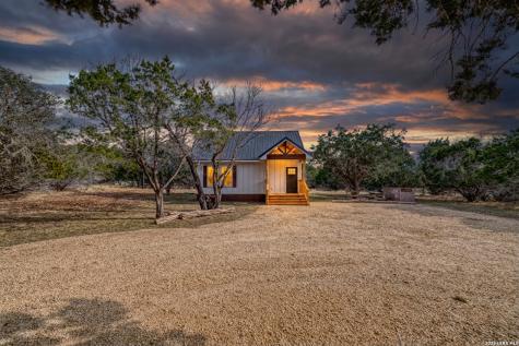 60 Loop Uvalde TX 78801