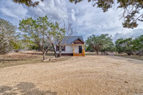 60 Loop Uvalde TX 78801
