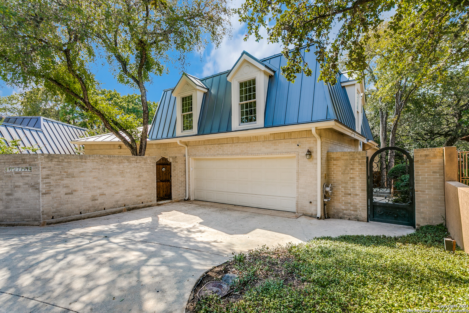 13719 Bluff Villas Court San Antonio TX 78216
