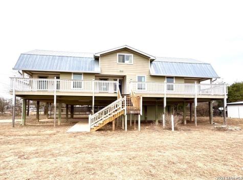 519 Enchanted River Drive Bandera TX 78003