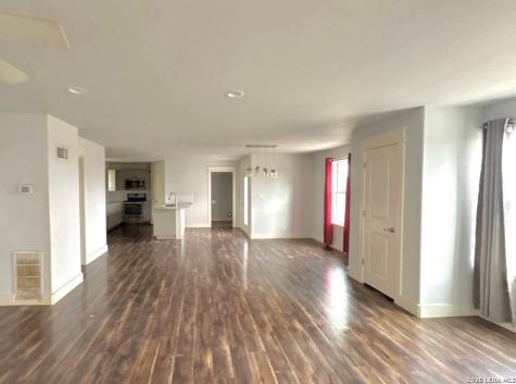 519 Enchanted River Drive Bandera TX 78003