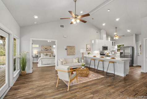 1245 Phantom Rider Trail Spring Branch TX 78070