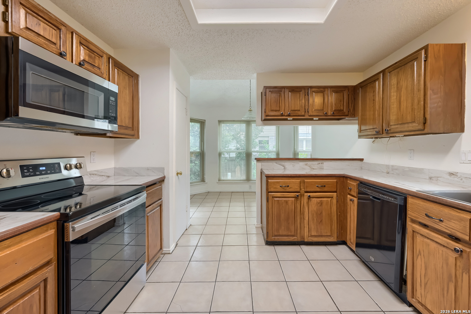 2533 Montebello San Antonio TX 78259