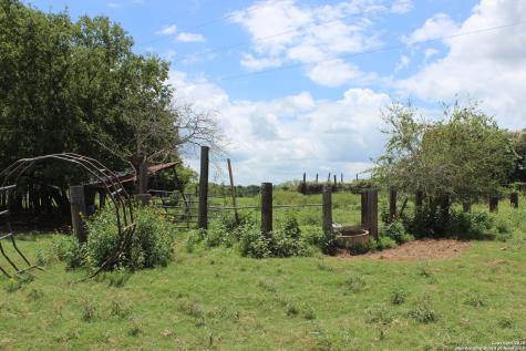 0 County Road 240 Waelder TX 78632