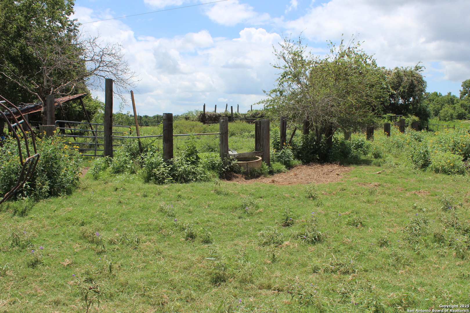 0 County Road 240 Waelder TX 78632