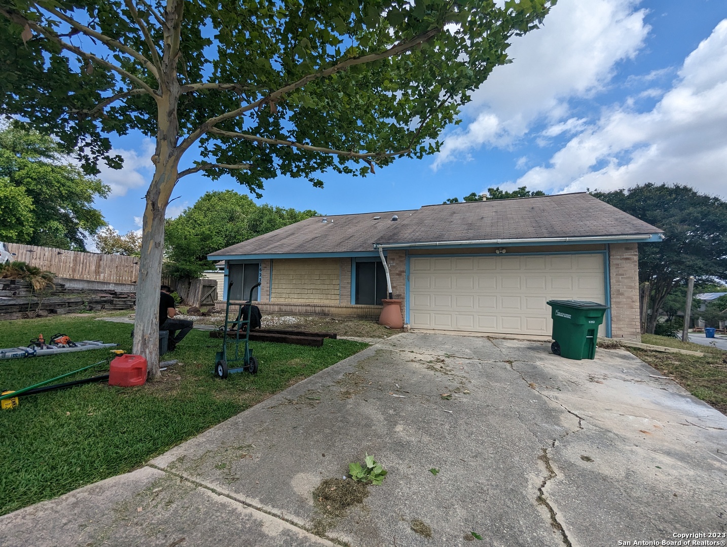 16227 Bear Run Street San Antonio TX 78247