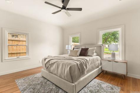 135 W Lullwood San Antonio TX 78212