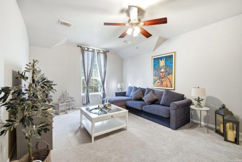 902 Pickwick San Antonio TX 78260