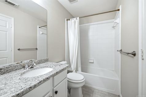 902 Pickwick San Antonio TX 78260