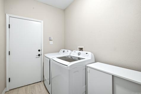902 Pickwick San Antonio TX 78260