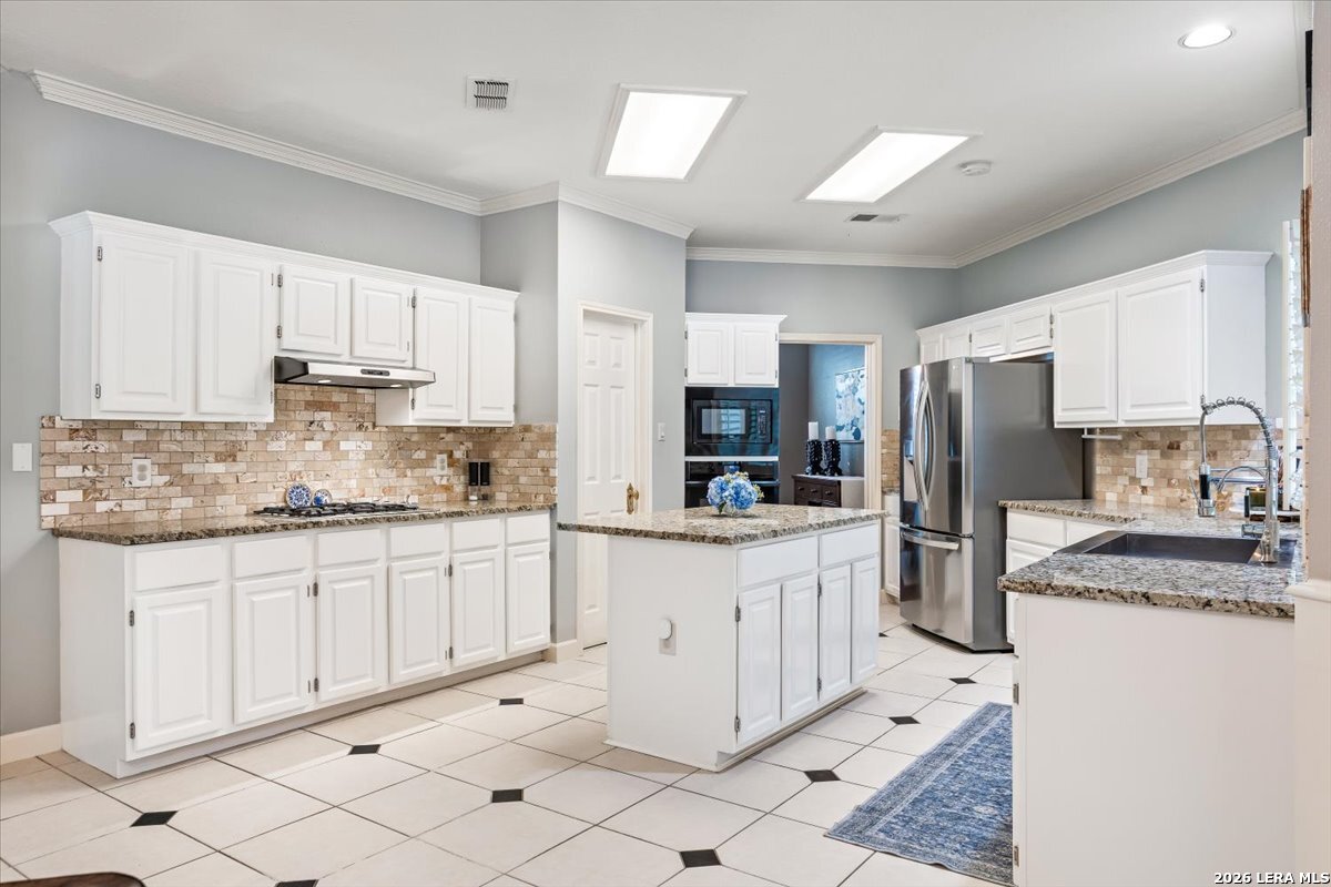 4527 Shavano Peak San Antonio TX 78230