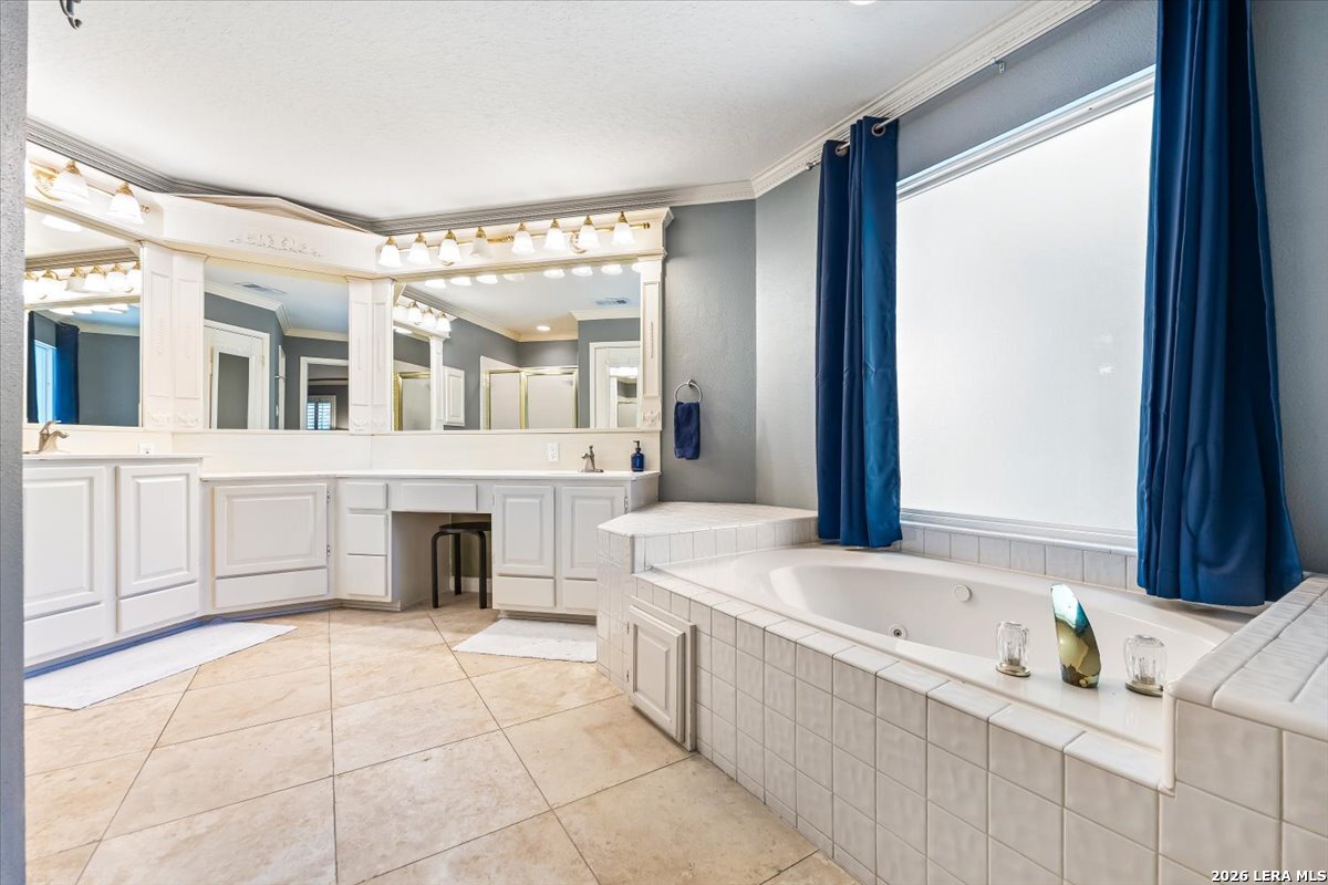 4527 Shavano Peak San Antonio TX 78230