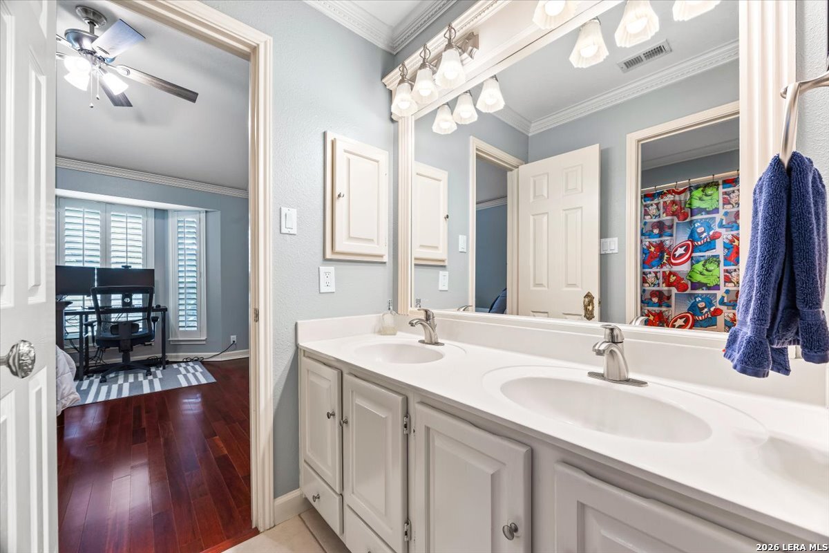 4527 Shavano Peak San Antonio TX 78230
