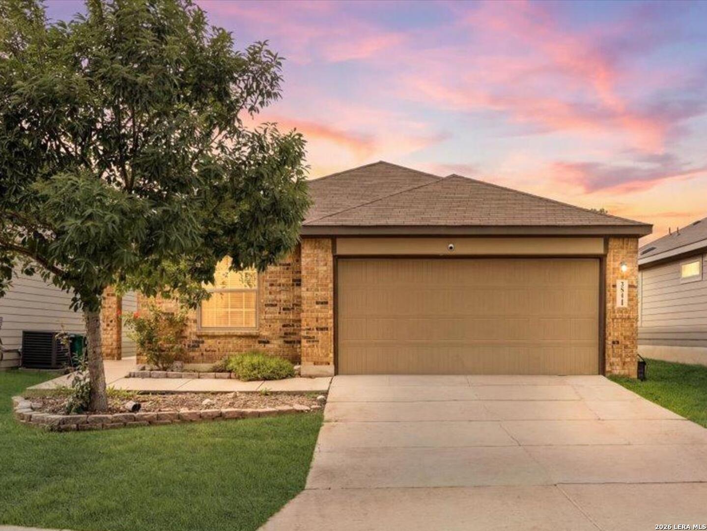 5911 Bridle Bend San Antonio TX 78218