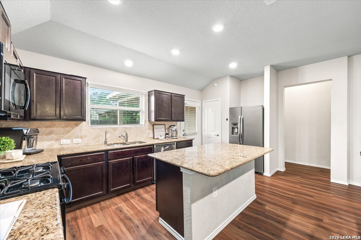 5911 Bridle Bend San Antonio TX 78218