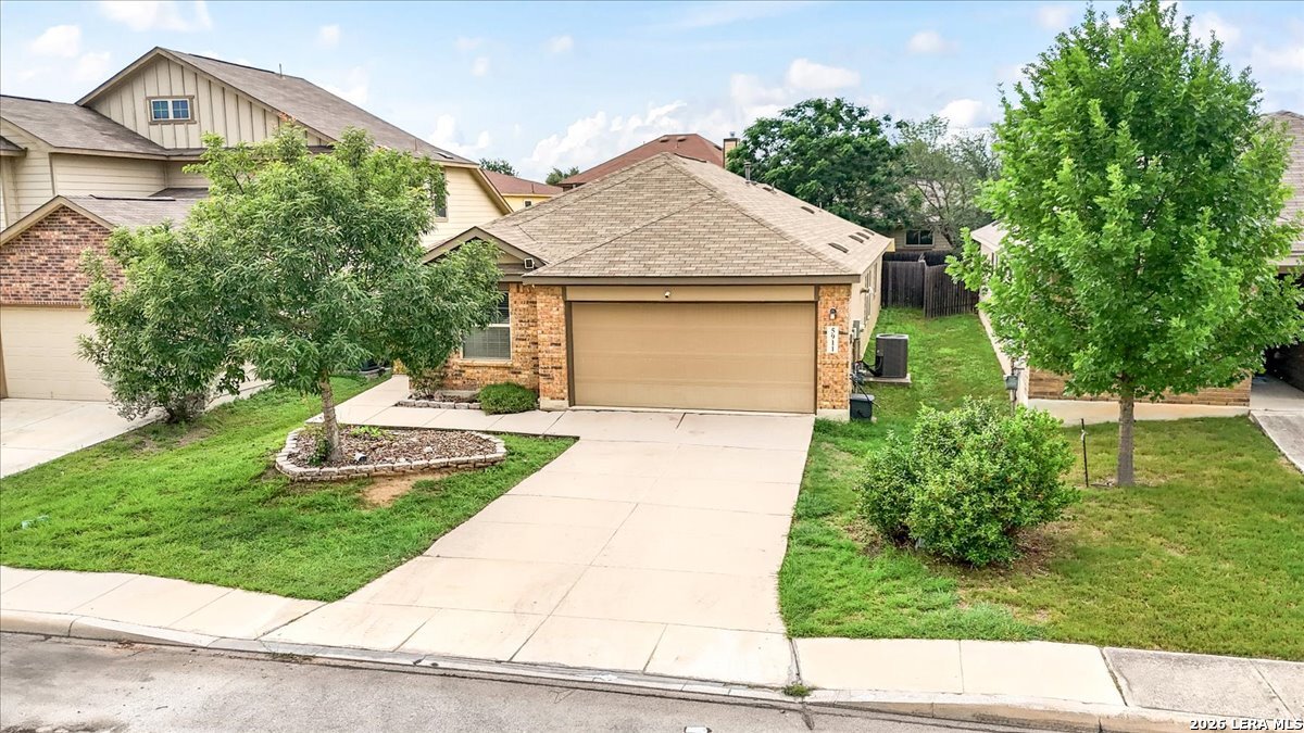 5911 Bridle Bend San Antonio TX 78218