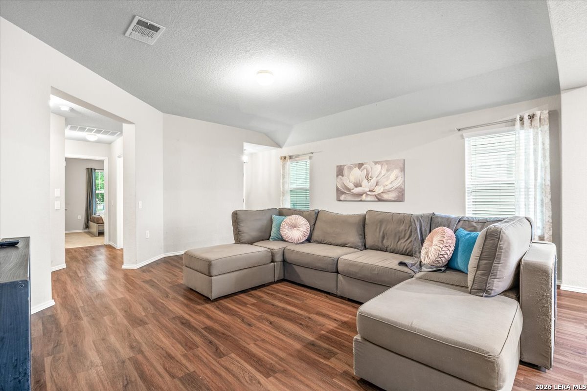 5911 Bridle Bend San Antonio TX 78218