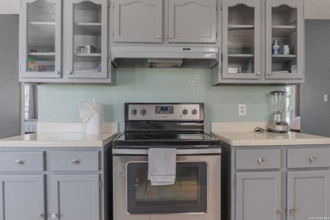311 Governors Floresville TX 78114
