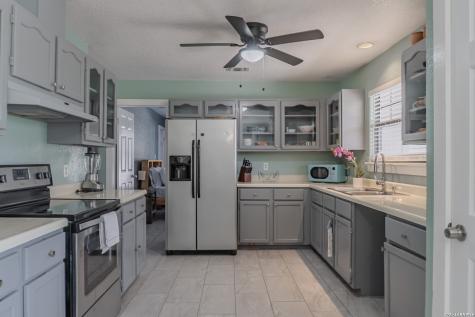 311 Governors Floresville TX 78114