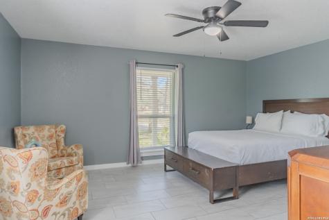 311 Governors Floresville TX 78114
