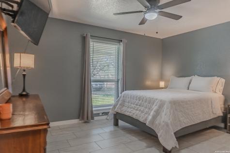 311 Governors Floresville TX 78114