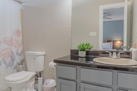311 Governors Floresville TX 78114