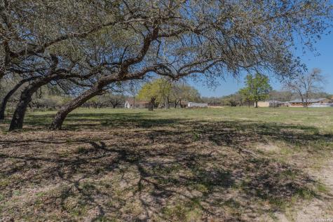 311 Governors Floresville TX 78114