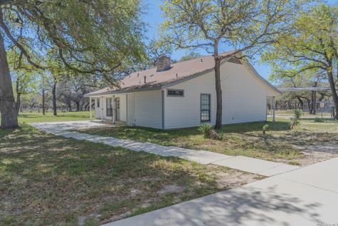 311 Governors Floresville TX 78114