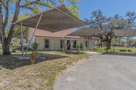 311 Governors Floresville TX 78114