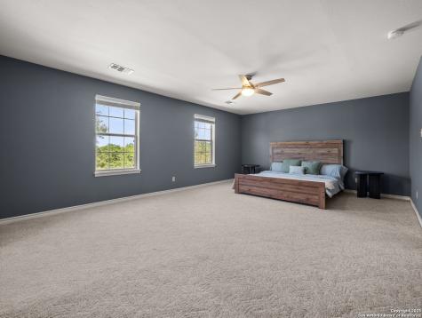 504 Oak Grove San Marcos TX 78666