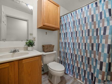 504 Oak Grove San Marcos TX 78666