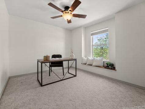 504 Oak Grove San Marcos TX 78666