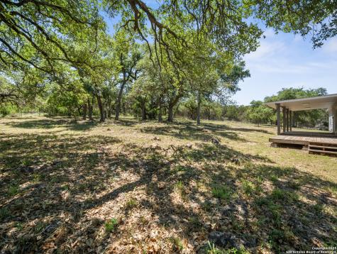 504 Oak Grove San Marcos TX 78666