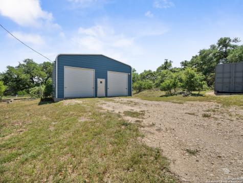 504 Oak Grove San Marcos TX 78666