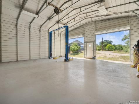 504 Oak Grove San Marcos TX 78666