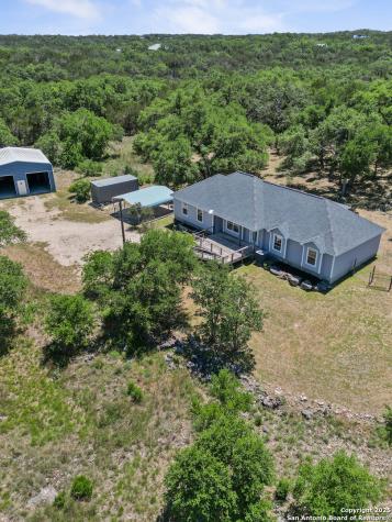 504 Oak Grove San Marcos TX 78666