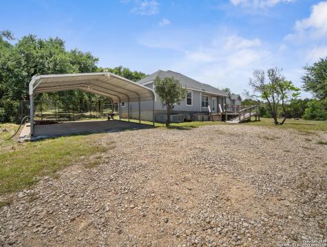 504 Oak Grove San Marcos TX 78666