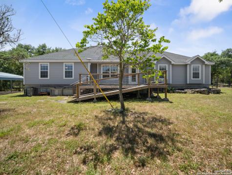 504 Oak Grove San Marcos TX 78666