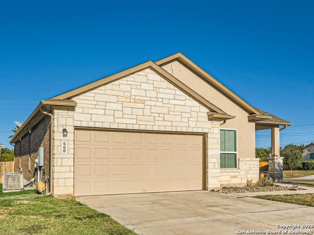 660 Sheridan Park New Braunfels TX 78130