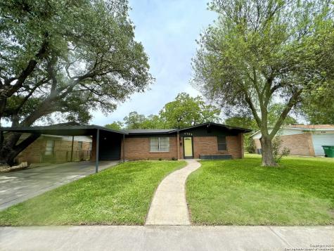 4703 Creekmoor Drive San Antonio TX 78220