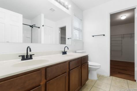 9418 Madison Creek Converse TX 78109