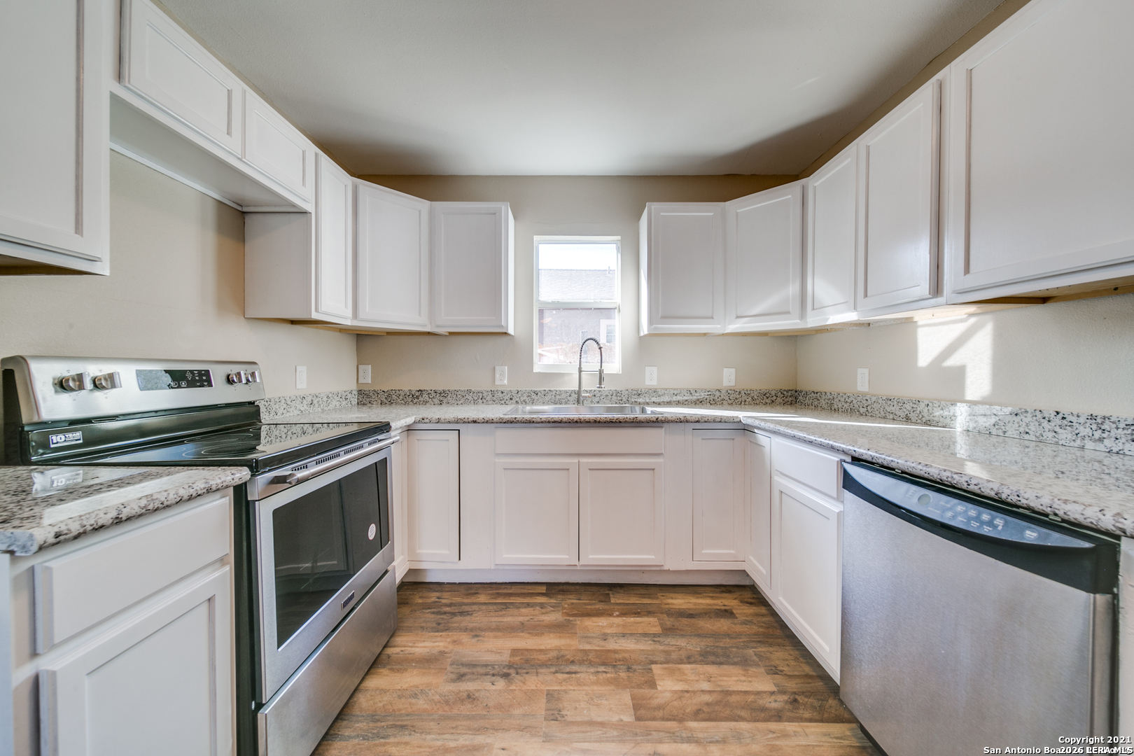 2727 Roselawn Road San Antonio TX 78226