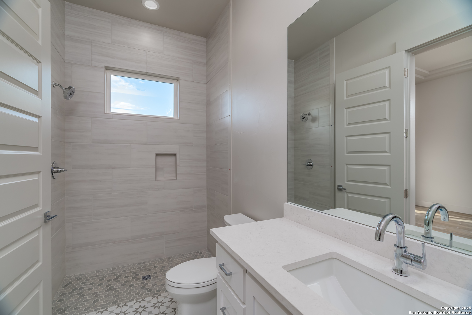 24403 Tres Arroyos San Antonio TX 78255