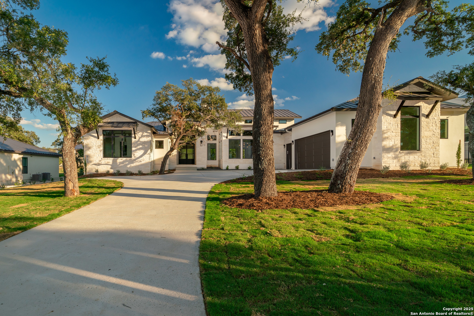 24403 Tres Arroyos San Antonio TX 78255