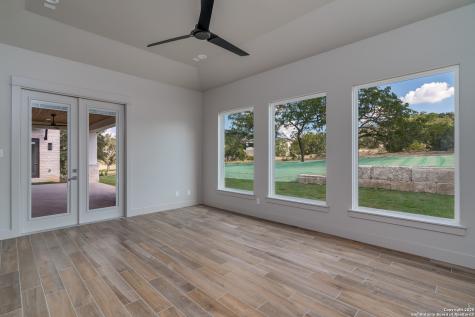 24403 Tres Arroyos San Antonio TX 78255
