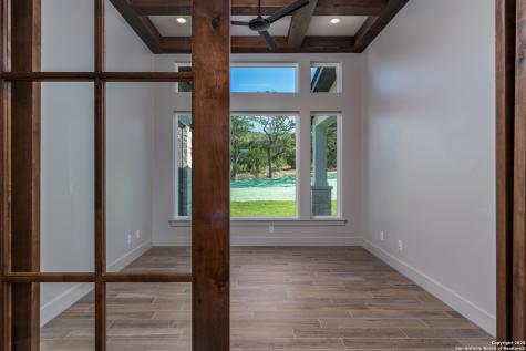 24403 Tres Arroyos San Antonio TX 78255