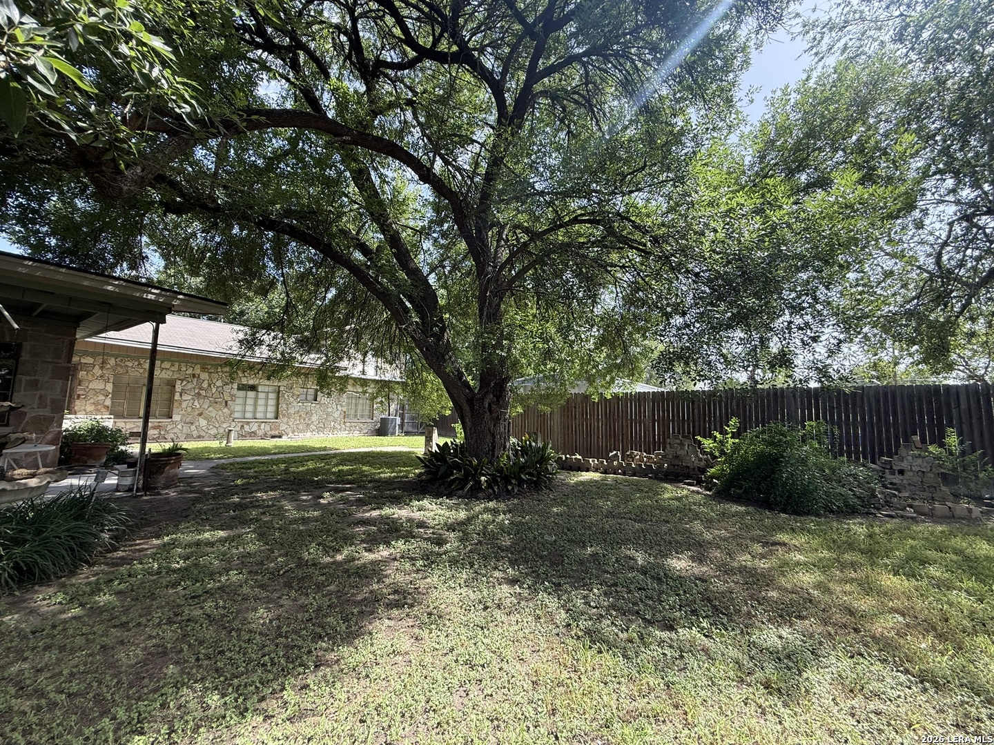 100 Hazel Avenue Three Rivers TX 78071