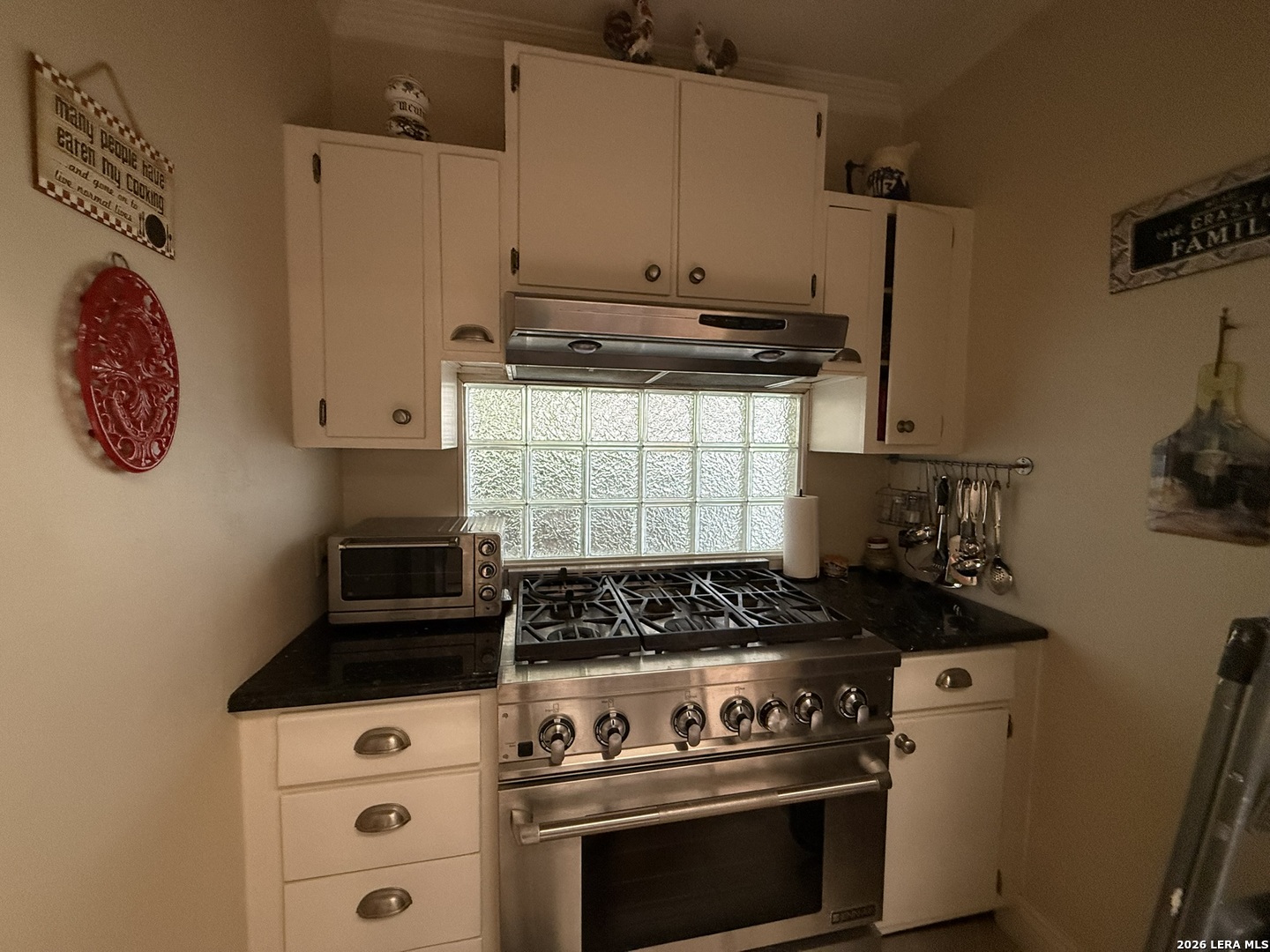 100 Hazel Avenue Three Rivers TX 78071