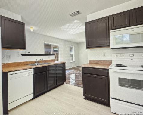 2414 Mission Court San Antonio TX 78223